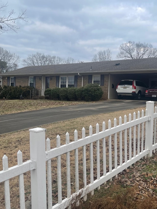 view of front of property