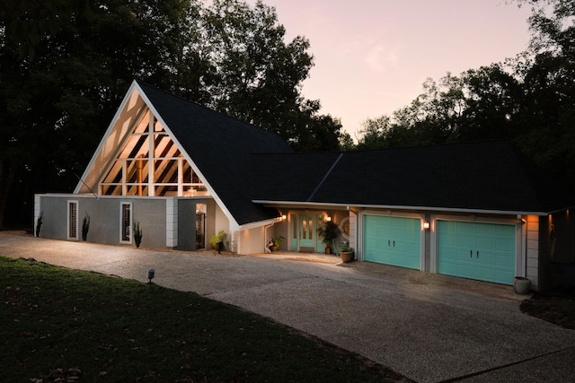 view of front facade with a garage