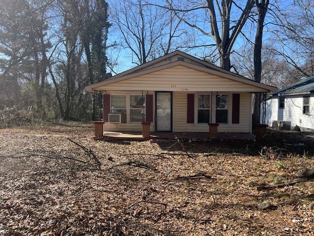 bungalow-style house with covered porch