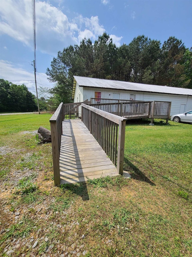 exterior space featuring a lawn