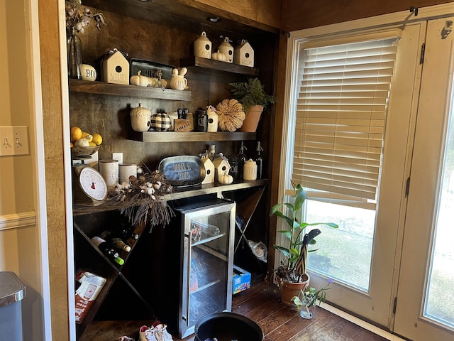  - interior space with dark hardwood / wood-style floors