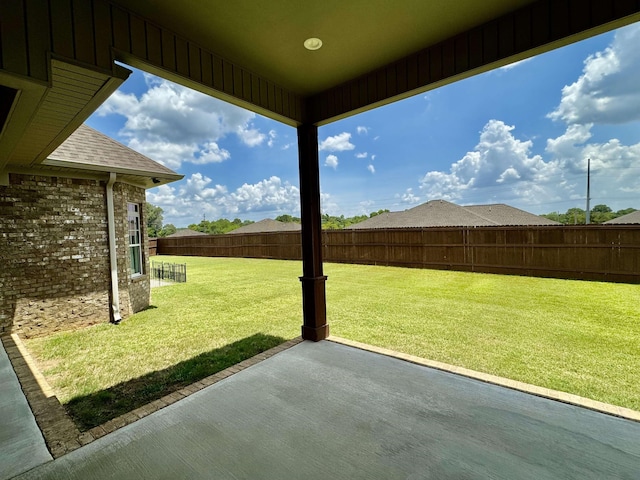 view of yard with a patio