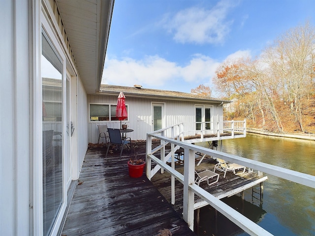 dock area featuring a water view