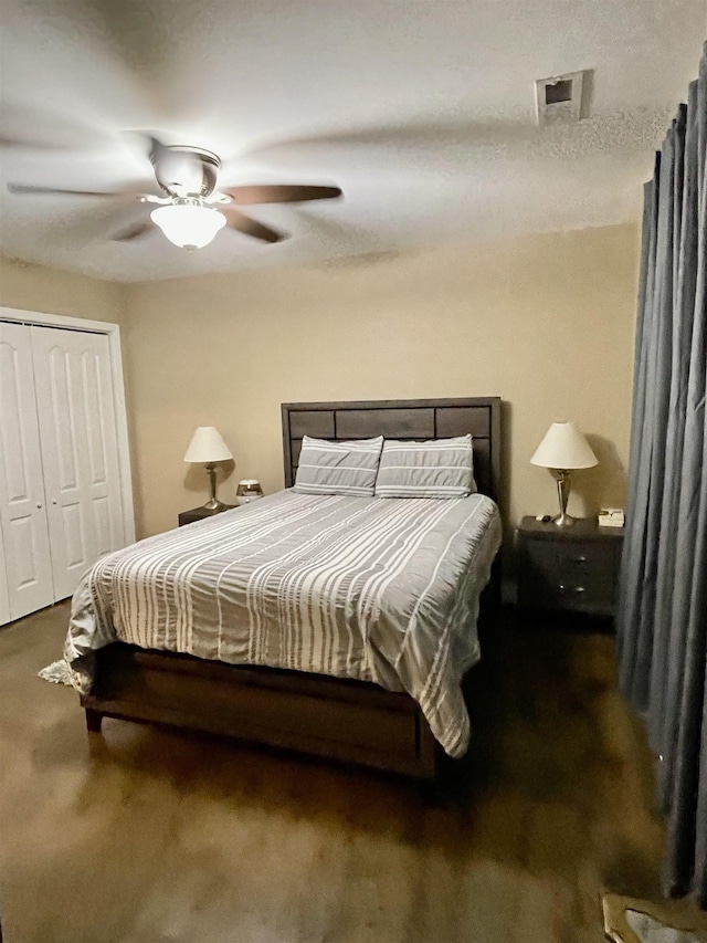 bedroom with a closet and a ceiling fan