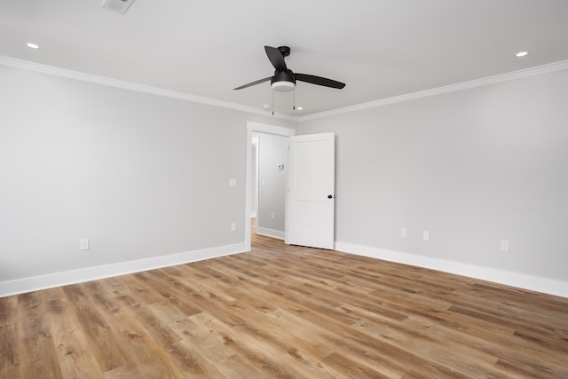 empty room with light wood-type flooring, ceiling fan, and crown molding