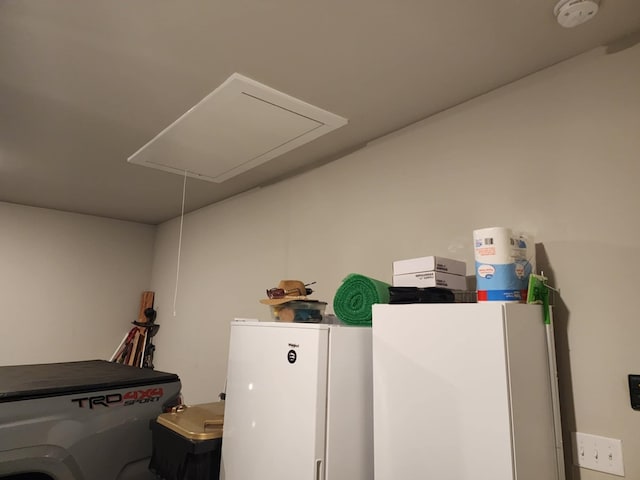 laundry area featuring washer / dryer