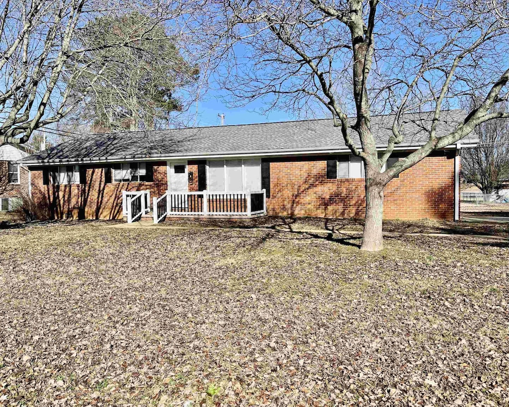 view of front of property with brick siding