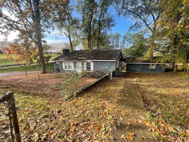 view of front of property