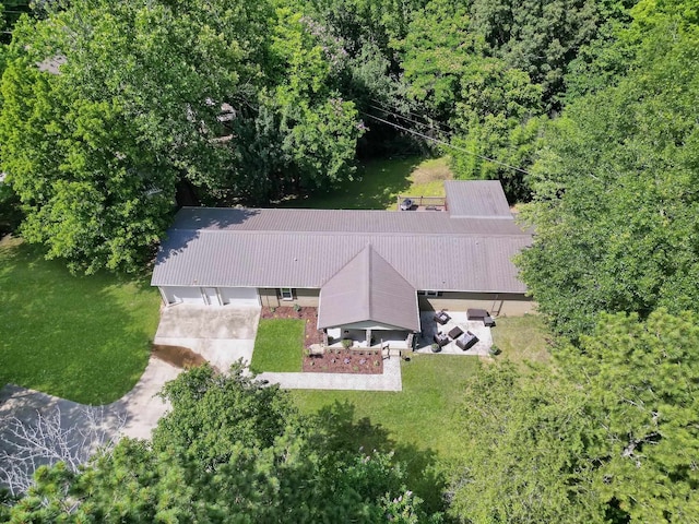  - aerial view of property and surrounding area