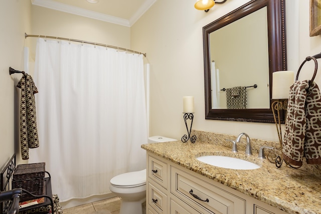  - full bath featuring ornamental molding, vanity, and curtained shower