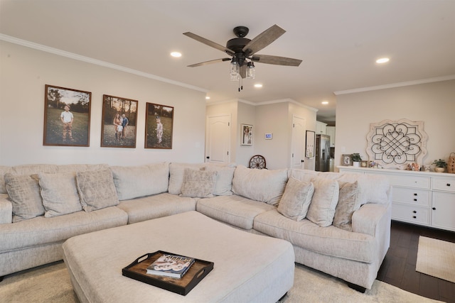 living area featuring ceiling fan, recessed lighting, crown molding, and wood finished floors