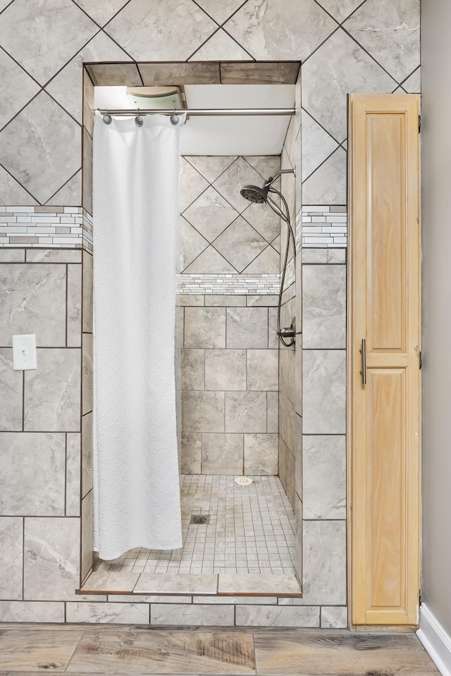 bathroom with walk in shower