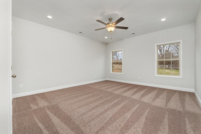 dining space featuring crown molding and a notable chandelier