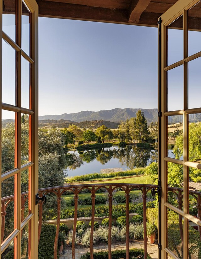 exterior space featuring a mountain view