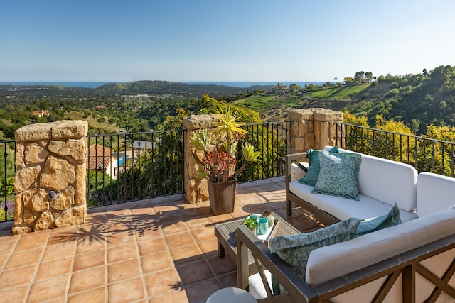 view of patio featuring an outdoor hangout area