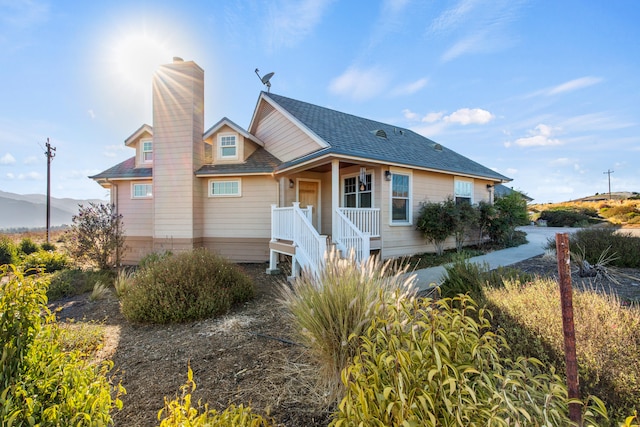 view of front of house featuring a porch