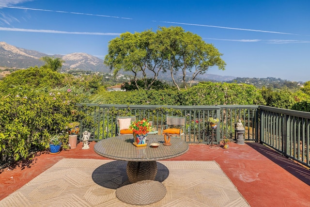 3050 Serena Rd, Santa Barbara, CA 93105 - view of patio / terrace with a mountain view