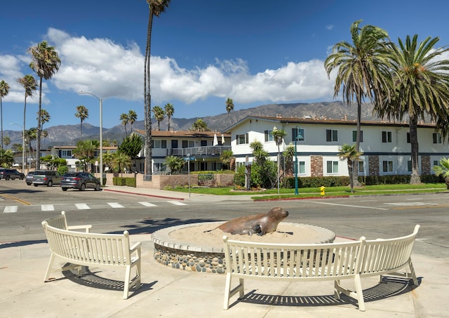 view of property's community featuring a mountain view