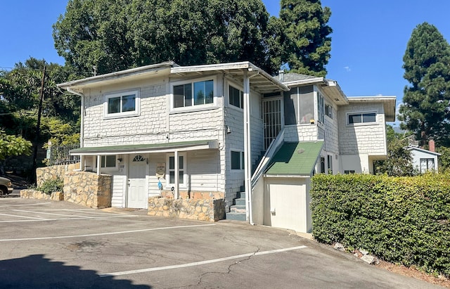 view of front of house