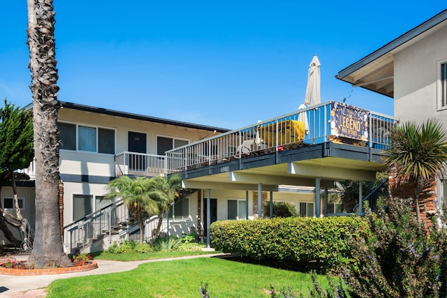 4980 Sandyland Rd Unit 104, Carpinteria, CA 93013 - view of property with stairs