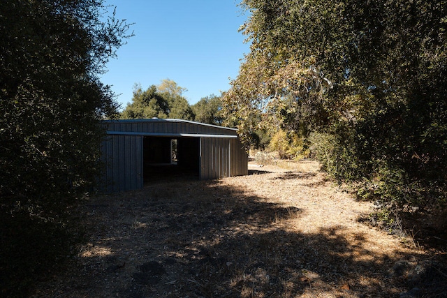 view of outdoor structure