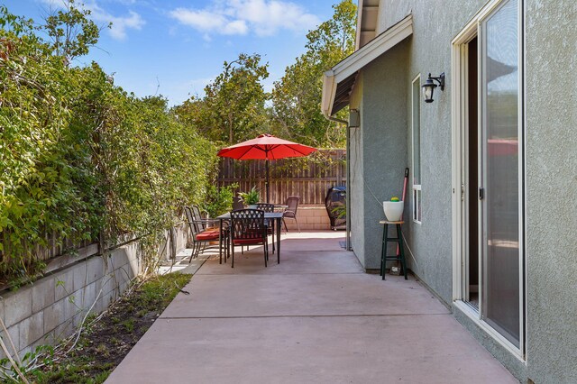 320 Savanna Dr, Los Alamos, CA 93440 - view of patio / terrace with a fenced backyard and outdoor dining space