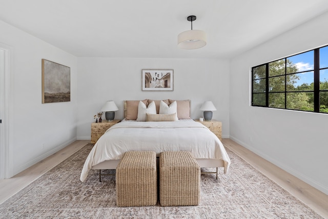 792 Chelham Way, Santa Barbara, CA 93108 - bedroom with light wood-type flooring and baseboards