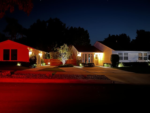 view of front of house