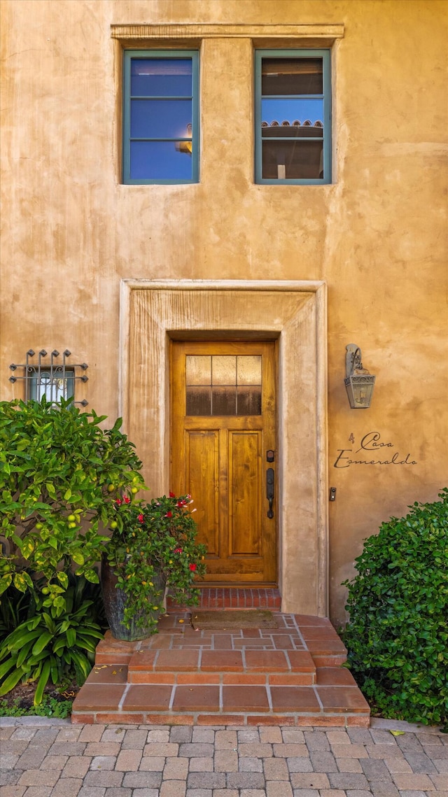 view of property entrance