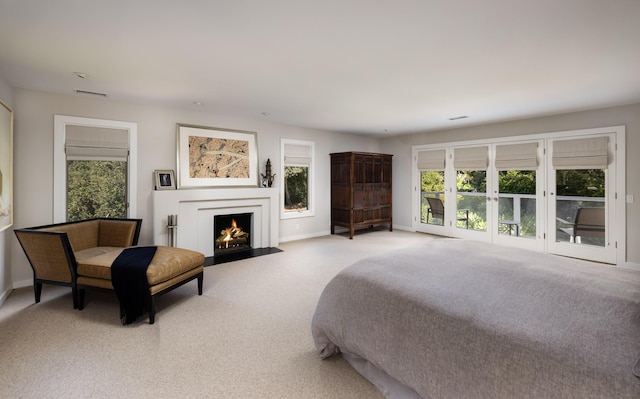 bedroom featuring carpet floors