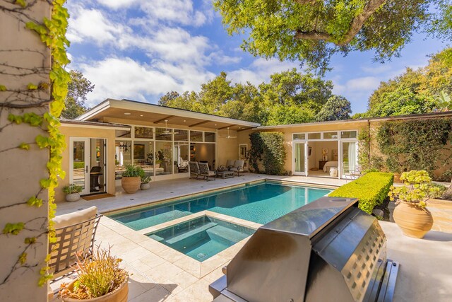 708 Cuyama Rd, Ojai, CA 93023 - view of pool with an in ground hot tub and a patio