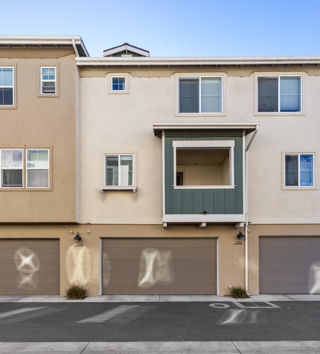 view of townhome / multi-family property