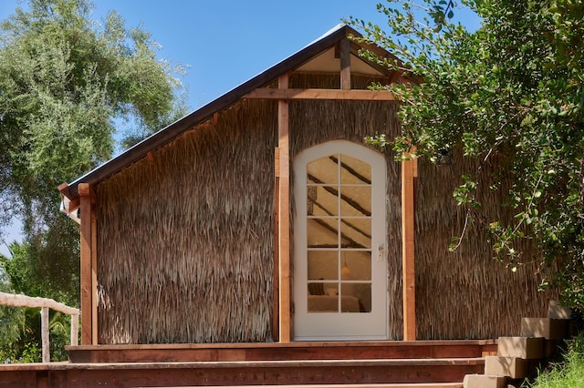 view of outbuilding