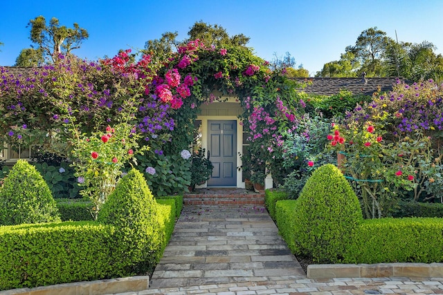 view of exterior entry