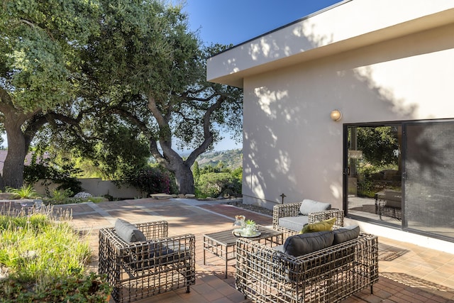 view of patio featuring an outdoor hangout area