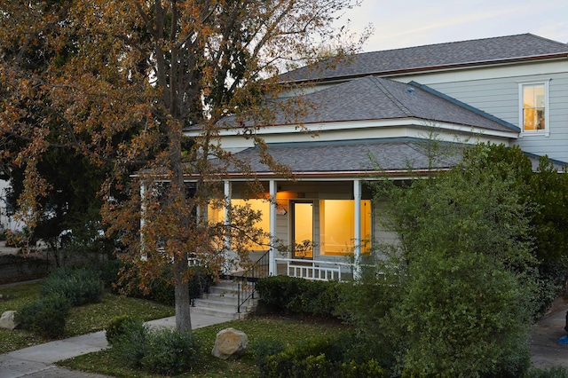 view of front of house with covered porch