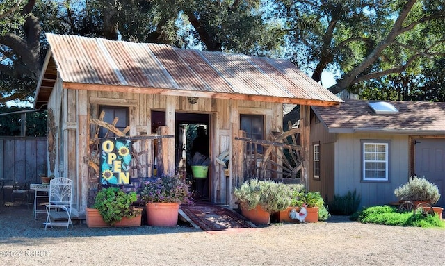 view of outbuilding