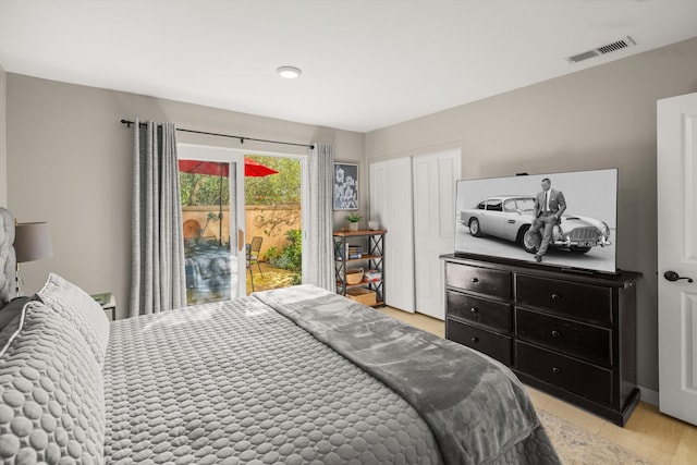 bedroom with a closet