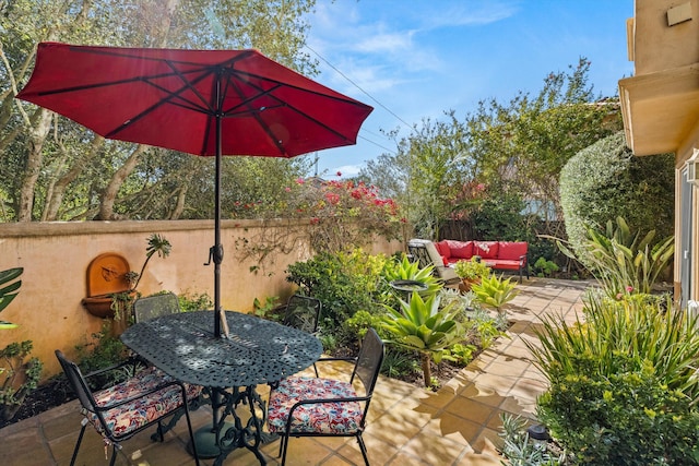 view of patio featuring an outdoor living space