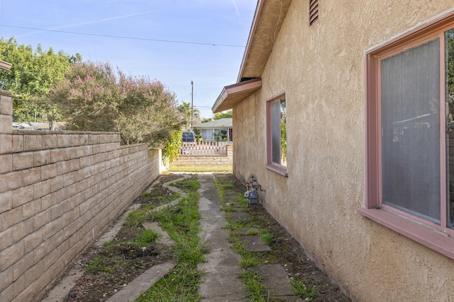 view of home's exterior