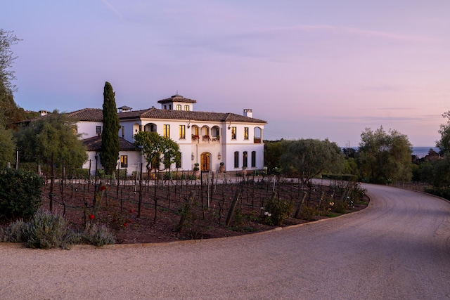 view of mediterranean / spanish-style home