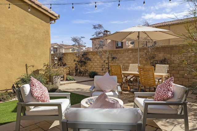 view of patio / terrace featuring outdoor lounge area