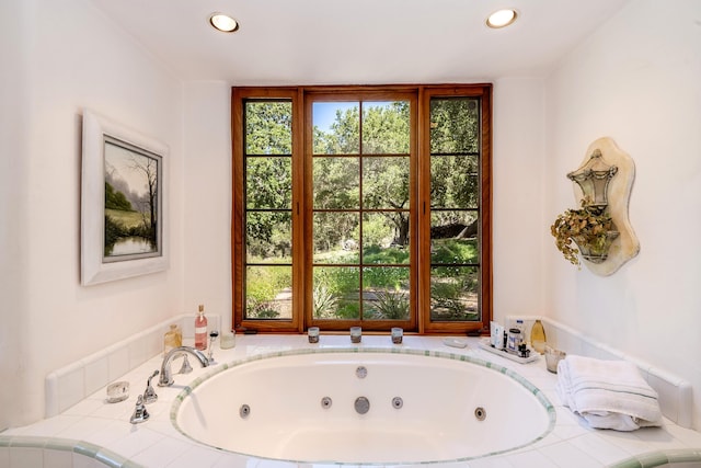 bathroom with a bathtub