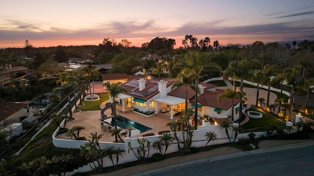 view of aerial view at dusk