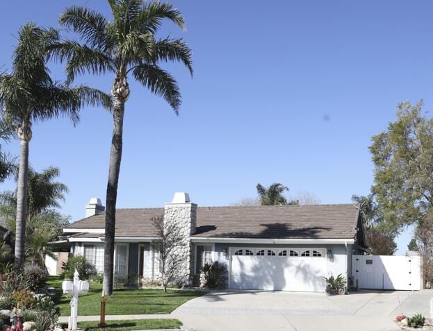 2331 Welcome Ct, Simi Valley, CA 93063 - photo 2