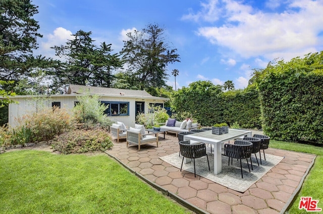 view of patio with outdoor lounge area