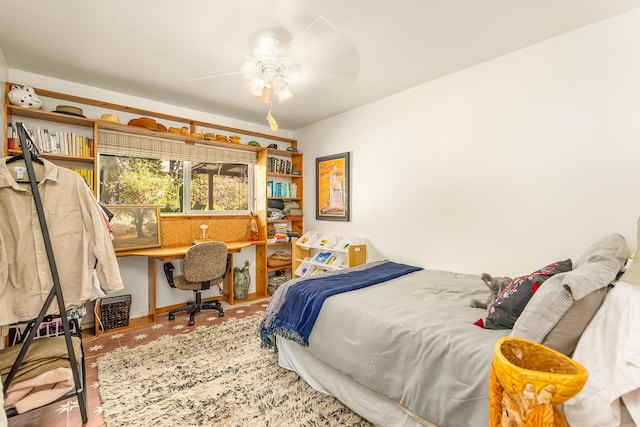 bedroom with a ceiling fan