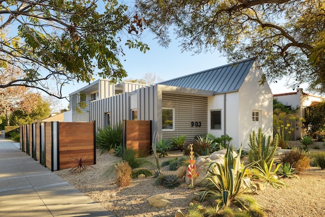903 W Mission St, Santa Barbara, CA 93101 - view of front of home featuring stucco siding, metal roof, and a standing seam roof