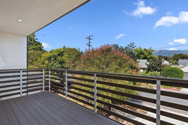 903 W Mission St, Santa Barbara, CA 93101 - view of deck