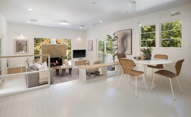 925 Chelham Way, Santa Barbara, CA 93108 - living room featuring wood finished floors, recessed lighting, and a fireplace